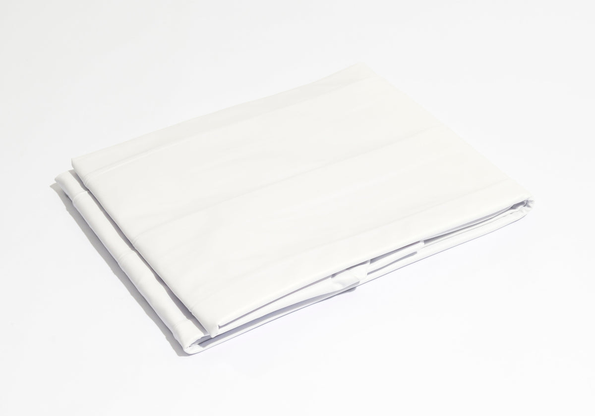 SaluSpa 71" x 71" x 28" Square Inflatable Hot Tub Cover, White